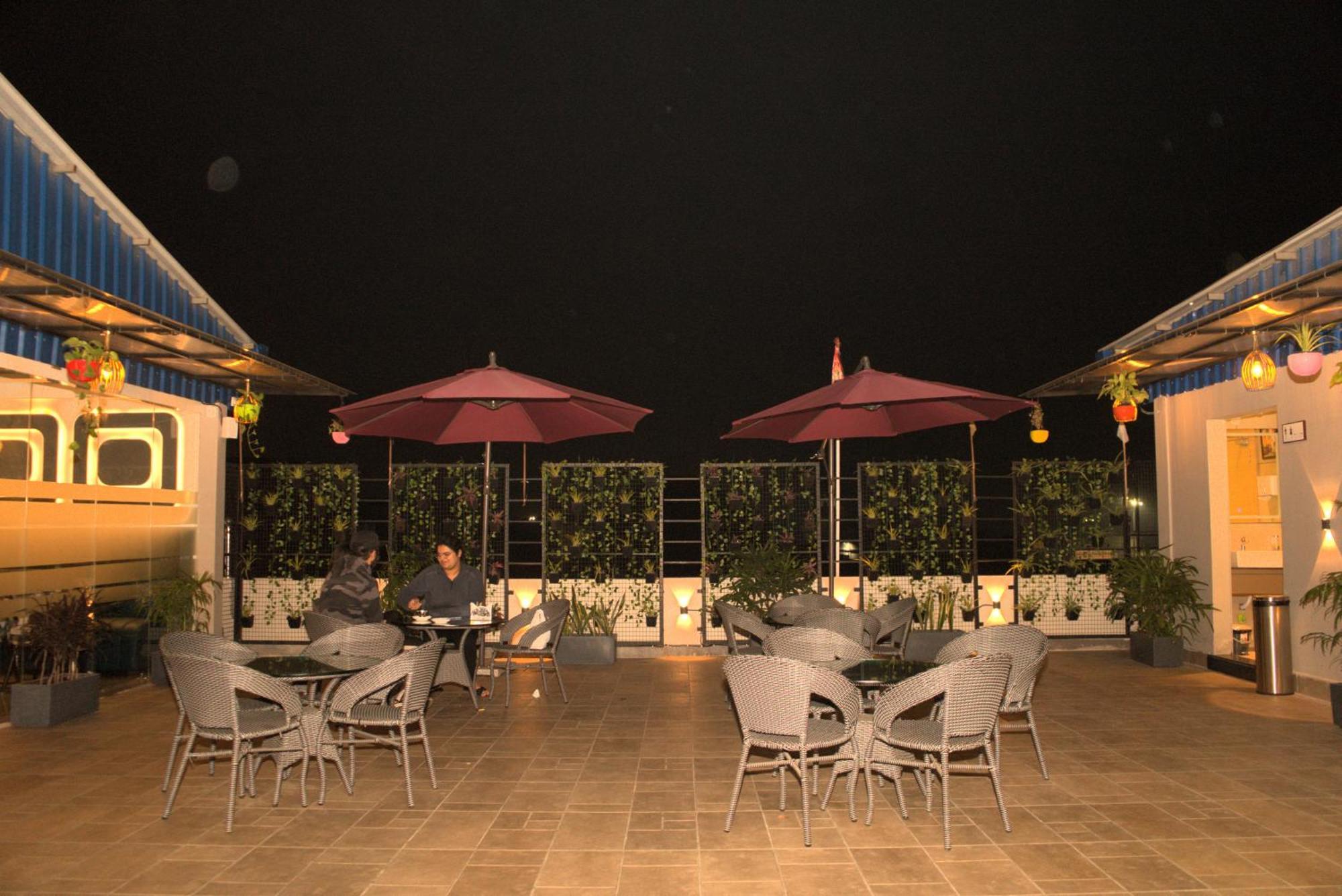 Hotel Tanisha Kishanganj Exteriér fotografie