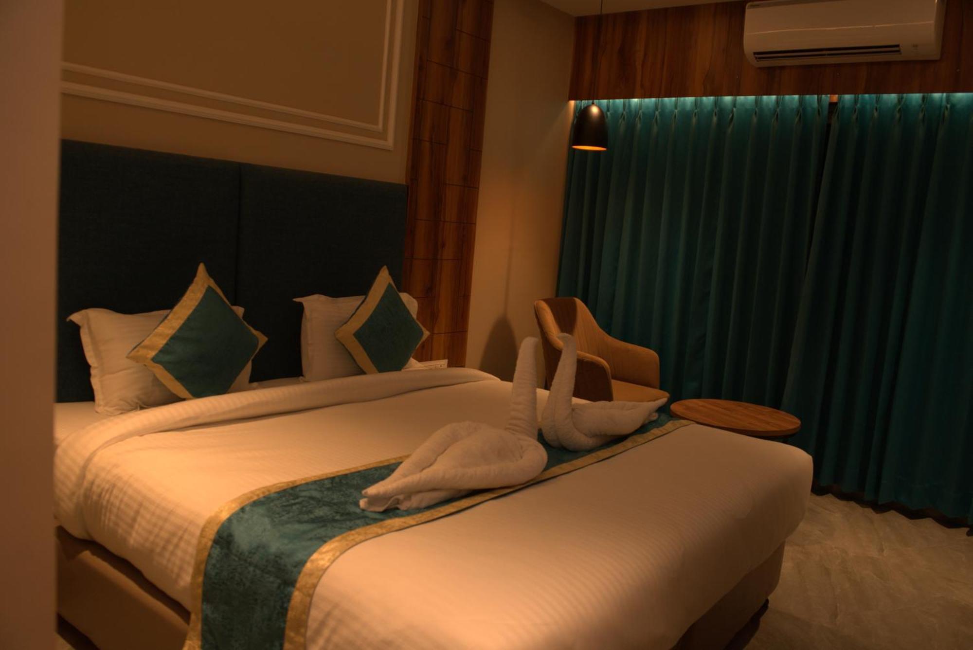 Hotel Tanisha Kishanganj Exteriér fotografie